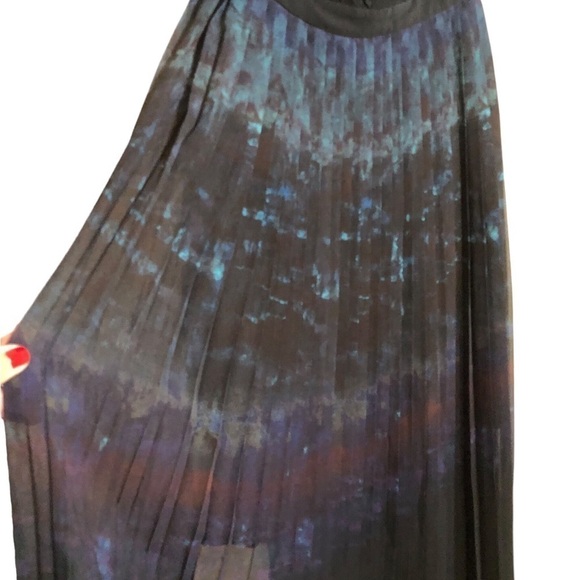 Silence & Noise Pleated Corset Maxi Dress 12 Days of Dresses Size XS - Picture 2 of 12